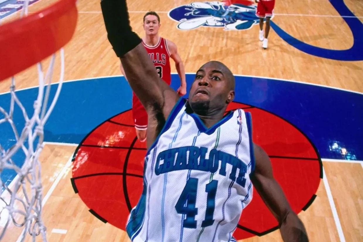 风云突变夏洛特黄蜂转会期再遭质疑;CBA季后赛版图或变;话题不断;资深球员宣示担当(cba季后赛广厦) 风云突变夏洛特黄蜂转会期再遭质疑;CBA季后赛版图或变;话题不断;资深球员宣示担当(cba季后赛广厦)