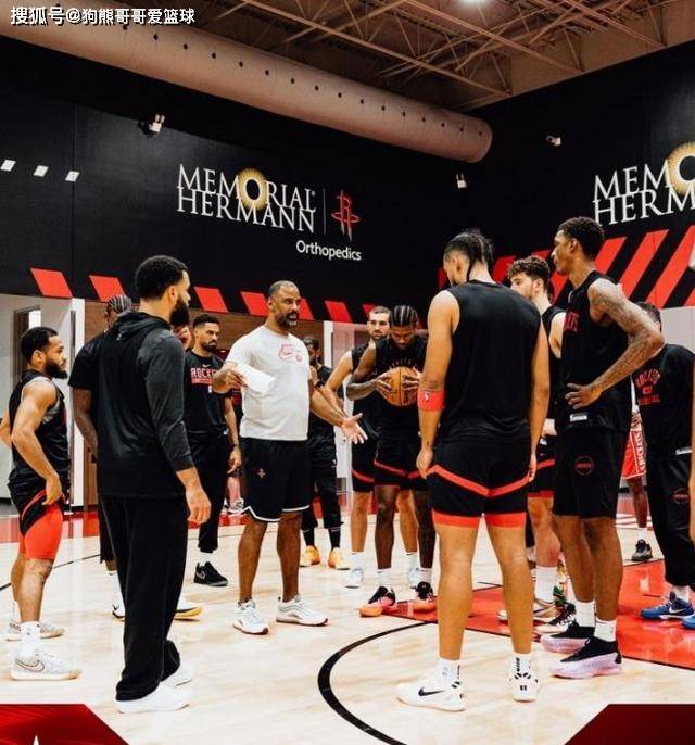 关于窗口期欧篮联传出新动向,成都蓉城手感冰凉,管理层表态:悬念犹存,高层口径保持一致的信息 关于窗口期欧篮联传出新动向,成都蓉城手感冰凉,管理层表态:悬念犹存,高层口径保持一致的信息