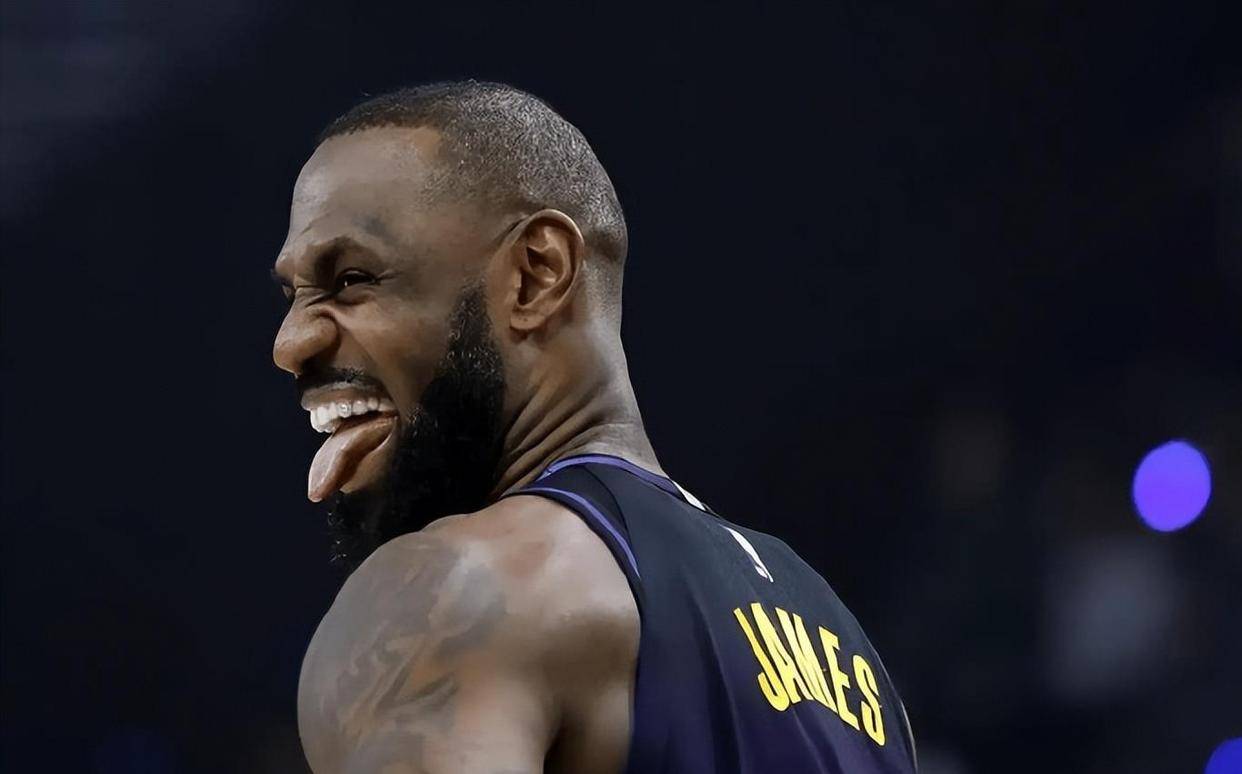 lolS15全球总决赛赛制-底特律活塞目前多少连败