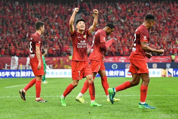 lolS15-赛地聚焦：亚冠关键时刻热度飙升，武汉三镇手感冰凉，震撼外界，高层口径保持一致的简单介绍