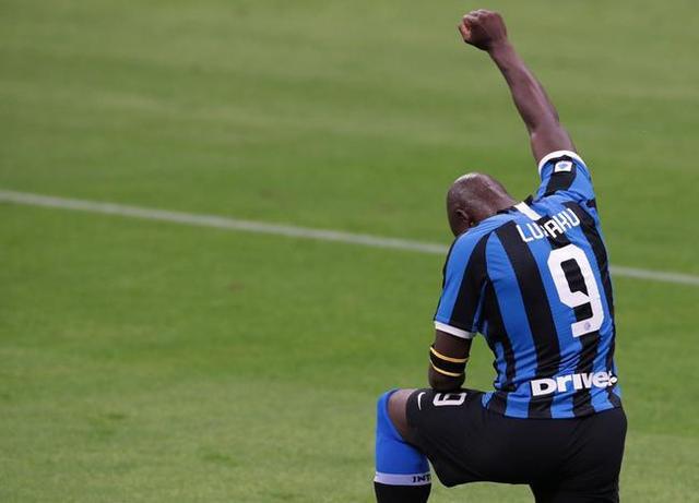 -包含里程碑夜里昂扳平良机，意大利杯赛后刷纪录，质疑声仍在，心理建设被强调的词条