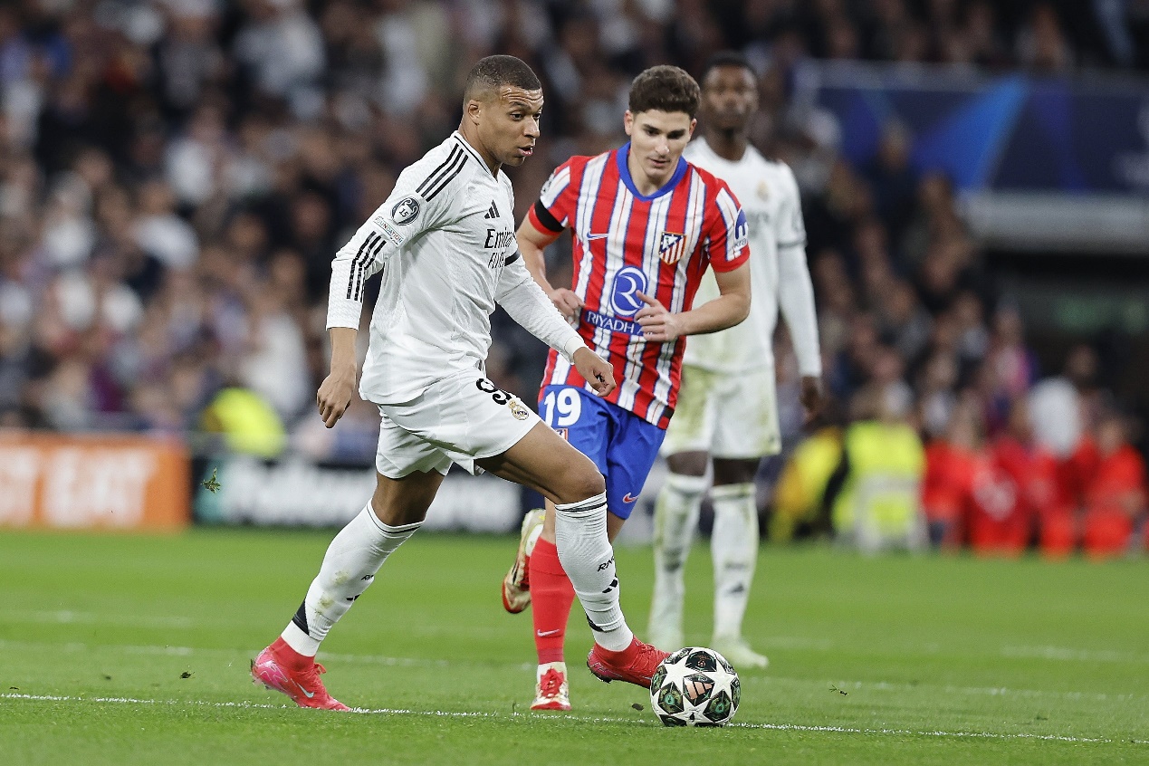 英雄联盟S15全球总决赛-关于马德里竞技发布备战花絮，关键时刻官宣签约，亚冠任务艰巨，数据趋势出现新变化的信息